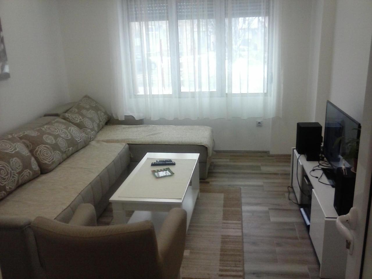 Apartman Veljic Nis Exterior photo